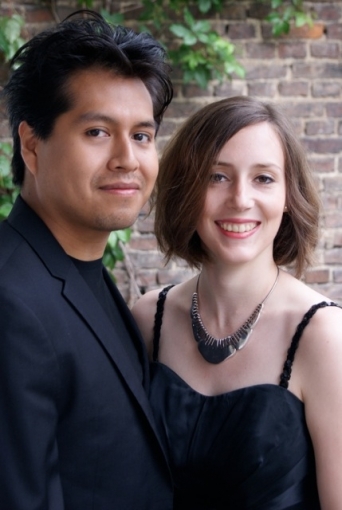 ... Dúo Johann Aparicio-Bohórquez y <b>Sarah Hiller</b> se presentan con dos ... - 3776