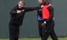 Mario Balotelli agarra a puñetes a su entrenador del Manchester City [FOTOS]