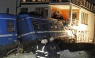 Suecia: mujer roba un tren y se estrella contra un edificio de apartamentos [FOTOS]