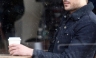 Zac Efron combate el frio durante el rodaje de 'Are We Officially Dating?' [FOTOS]