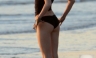 Miley Cyrus derrochó sensualidad con bikini negro [FOTOS]
