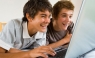McAfee revela lo que los adolescentes estadounidenses están haciendo en línea realmente y lo poco que suspadres saben al respecto