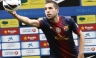 [FOTOS] Jordi Alba fue presentado ante 10.000 aficionados en el Camp Nou