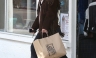 Selena Gómez en terapia de compras tras promoción de su nuevo film [FOTOS]