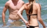 Patrick Schwarzenegger a los besos con su novia Taylor Burns en Hawaii [FOTOS]