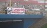 Grupo Renovar del APRA hace aparecer pancartas en Lima contra la Reelección Conyugal