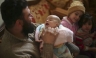 Bebé es hallado vivo debajo de escombros después de un ataque en Damasco [FOTOS]