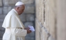 Papa Francisco reúne tres grandes religiones del mundo, con un abrazo [FOTOS]