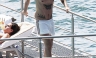 Harry Styles da valor a su torso tatuado en Italia [FOTOS]