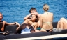 Zac Efron y Michelle Rodríguez captados besándose durante unas vacaciones en Italia [FOTOS]