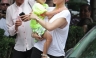 [FOTOS] Jennifer Lopez se pasea con Casper Smart y sus hijos por Toronto