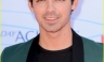 [FOTOS] Joe Jonas asiste solo a los Teen Choice Awards 2012