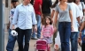 Katie Holmes recibirá un  anual de $ 400.000 en pagos de manutención de su pequeña hija [FOTOS]