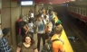 Dos jovenes héroes salvaron la vida de una mujer y su hijo en el Metro de Boston [VIDEO]