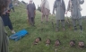 Talibanes exhiben cabezas de soldados paquistaníes