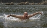 Vladimir Putin se muestra como un amante de los animales [VIDEO]