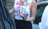 Miley Cyrus sale a la calle nuevamente sin sujetador [FOTOS]