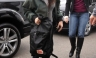 [FOTOS] Kristen Stewart luce seria en aeropuerto de Sydney