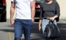 Miley Cyrus y Liam Hemsworth de paseo por Los Ángeles