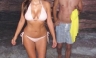 Kim Kardashian luce cuerpazo en diminuto bikini [FOTOS]