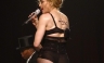 Madonna da una sacudida eléctrica al mostrarse en ropa interior [FOTOS]