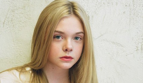 Elle Fanning en la portada de 'Teen Vogue'