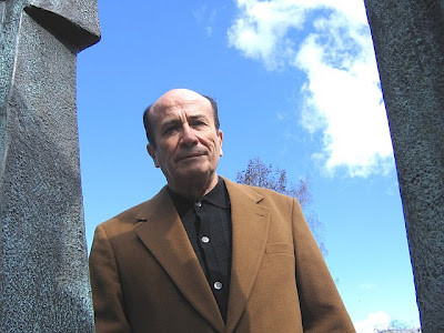 A Eduardo Gonzalez  Viaña