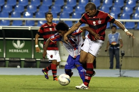 Flamengo continúa su camino en la Copa Libertadores