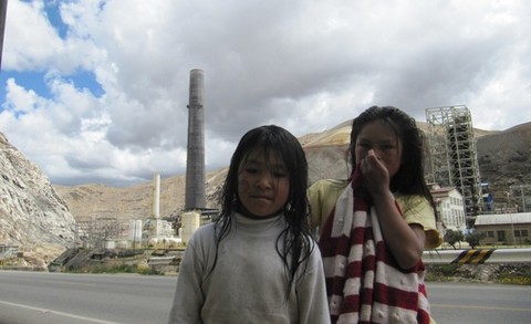 ONG advierte: 'Los niños de La Oroya pagarán las consecuencias de las decisiones del Estado'