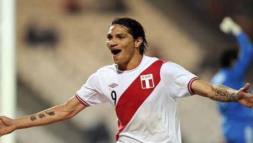 Paolo Guerrero figura entre los 20 mejores goleadores del mundo