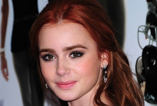 Lily Collins en la portada de ASOS Magazine