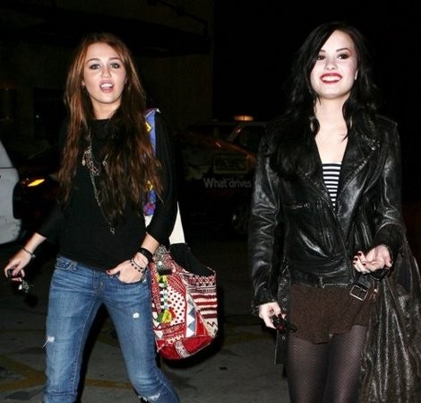 ¿Qué tienen en común Demi Lovato y Miley Cyrus?