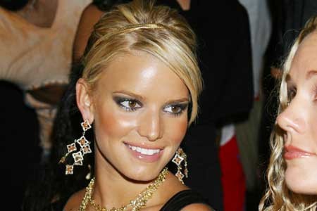 Jessica Simpson calla rumores: 'Voy a ser mamá'