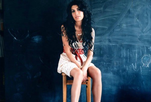 Vestido de Amy Winehouse es adquirido por el Museo de Moda de Chile