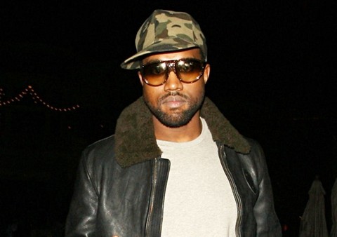 Kanye West hace su debut en Año Nuevo como DJ en Las Vegas