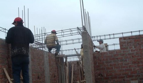 Gobierno peruano promoverá la construcción y mejora de 67 mil viviendas en el 2012