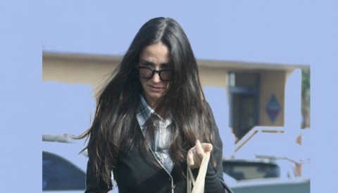 Demi Moore sale de rehabilitación