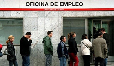 ¿Qué medidas debería tomar el Gobierno para los peruanos desempleados en España?