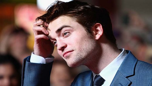 Robert Pattinson está obsesionado con las mayorcitas