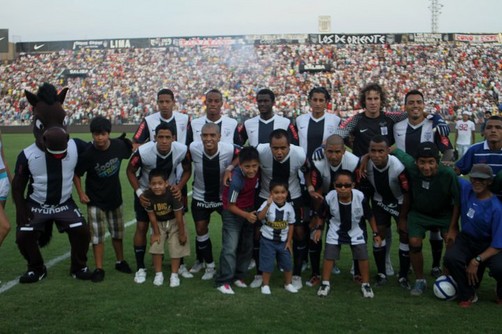 Alianza Lima no entrenó por deudas pendientes