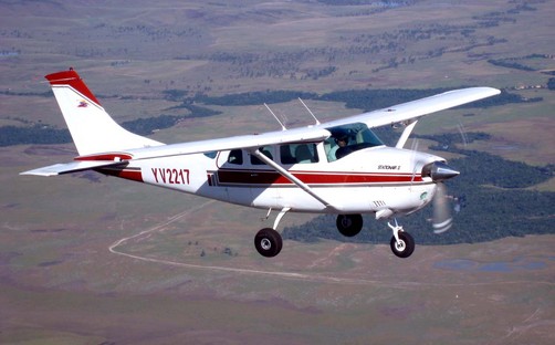 Avioneta de la Fuerza Aérea de Chile se pierde con equipo de TVN