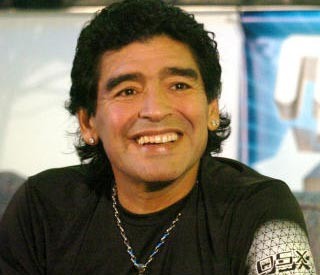 Maradona envía carta emotiva a Cassano