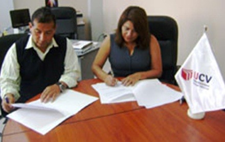 UCV de Chimbote firma convenio con Municipalidad Distrital de Pallasca