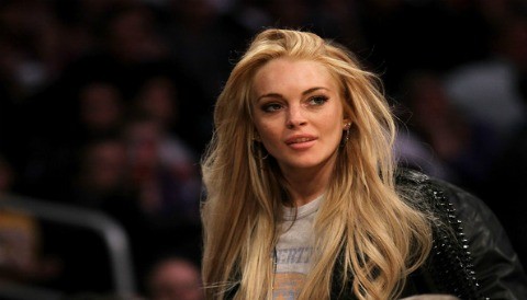 Los policías acuden a la casa de Lindsay Lohan en Año Nuevo