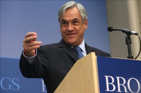 Popularidad de Sebastián Piñera cae al 34%