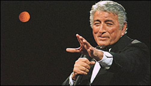 Tony Bennett celebra 85 años cantando con Lady Gaga