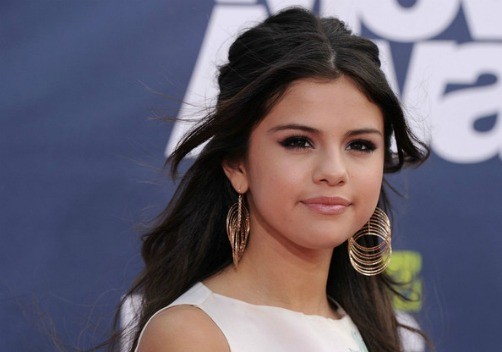 Selena Gómez molesta con Justin Bieber por el choque que tuvo