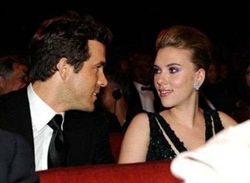 Scarlett Johansson y Ryan Reynolds salen juntos