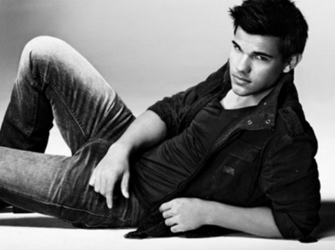 Taylor Lautner y Kristen Stewart se 'mimaron' en Amanecer