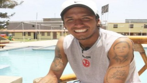 Reimond Manco: 'Solo voy a entrenar con el Aurich' Reimond Manco: 'Solo voy a entrenar con el Aurich'